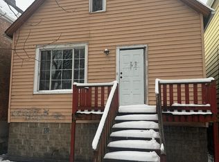 8118 S Muskegon Ave, Chicago, IL 60617