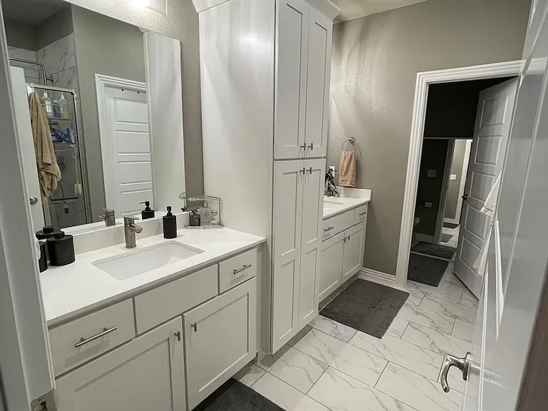 Primary Bathroom Suite