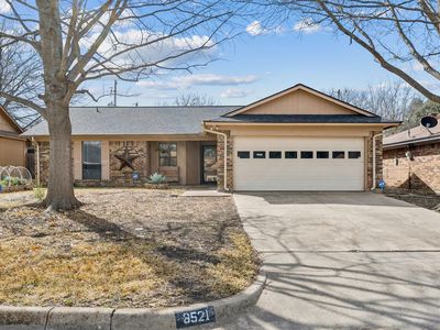 8521 Whitney Dr, White Settlement, TX, 76108