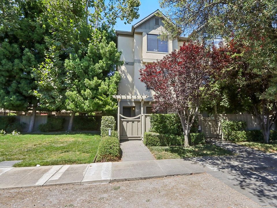 1st image of 761 Carmel Ave