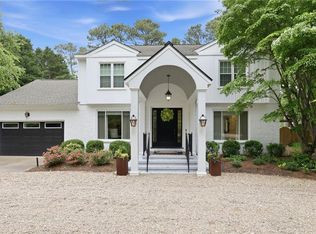710 Bay Colony Dr, Virginia Beach, VA 23451
