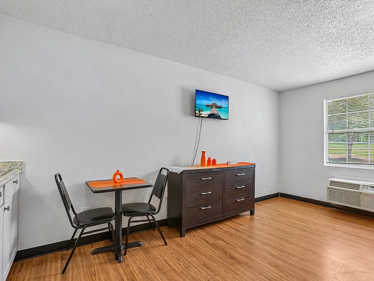 5475 Wade Green Rd — Photo 18