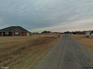 1062 Oak Creek Dr, Blanchard, OK 73010