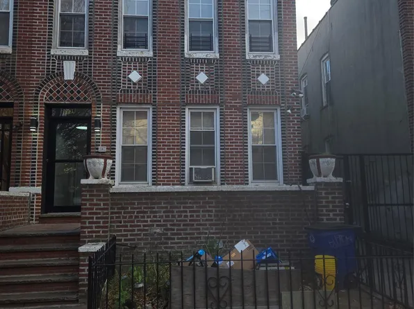 1136 Saint Marks Avenue #4, Brooklyn, NY 11213