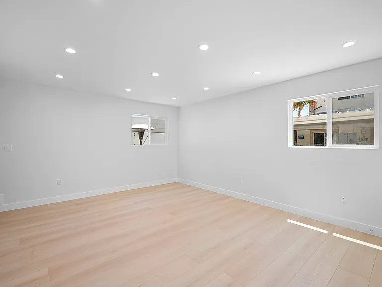 6233 Banner Ave #1/4 — Photo 7