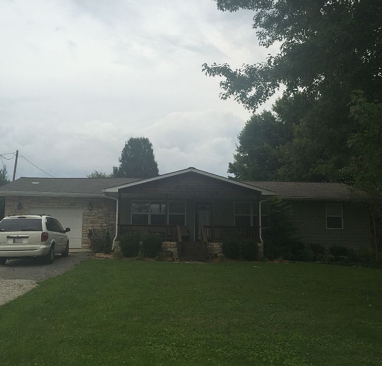 1st image of 3021 Meadowview Dr