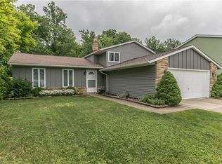 5631 Reef Rd, Mentor On The Lake, OH 44060