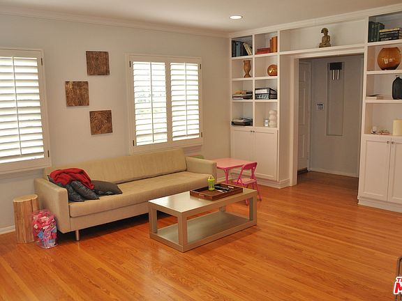 4th image of 4259 Wilkinson Ave