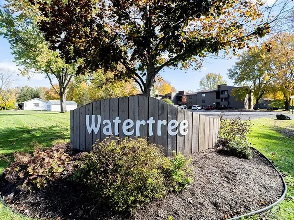 26 Watertree Dr, East Syracuse, NY