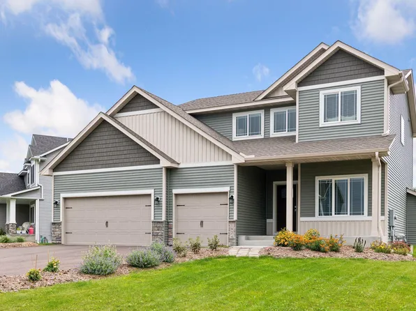 1924 Red Oak Ln, Lino Lakes, MN 55038