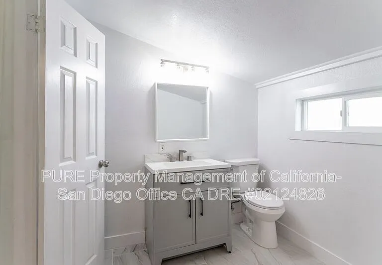 1840 Harding Ave — Photo 14