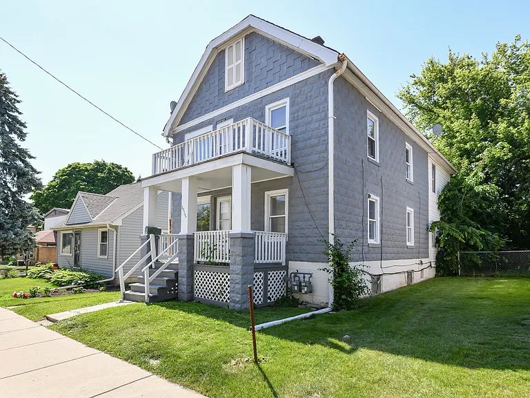 8915 W Adler St #LOWER — Photo 16
