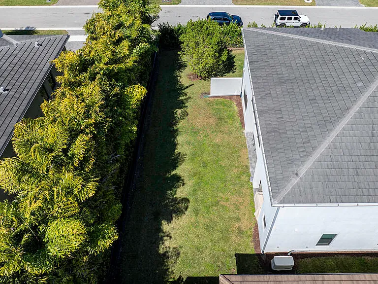 17081 Five Waters Ave — Photo 12
