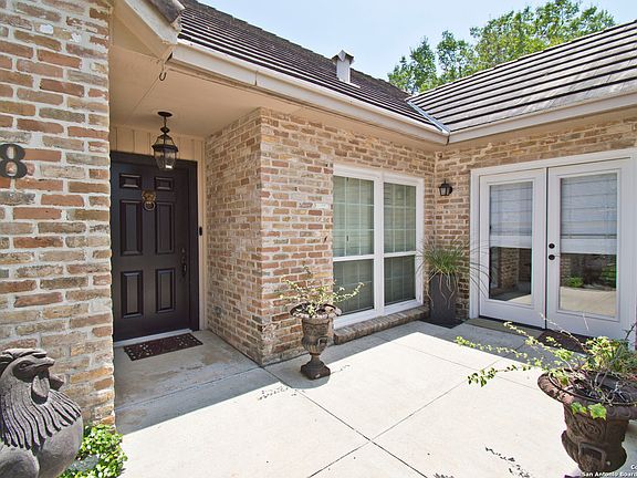 4th image of 8 Kensington Ct