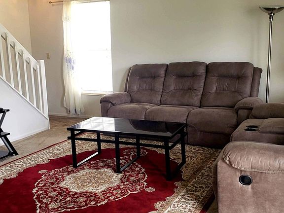 4th image of 7707 Donwick Dr