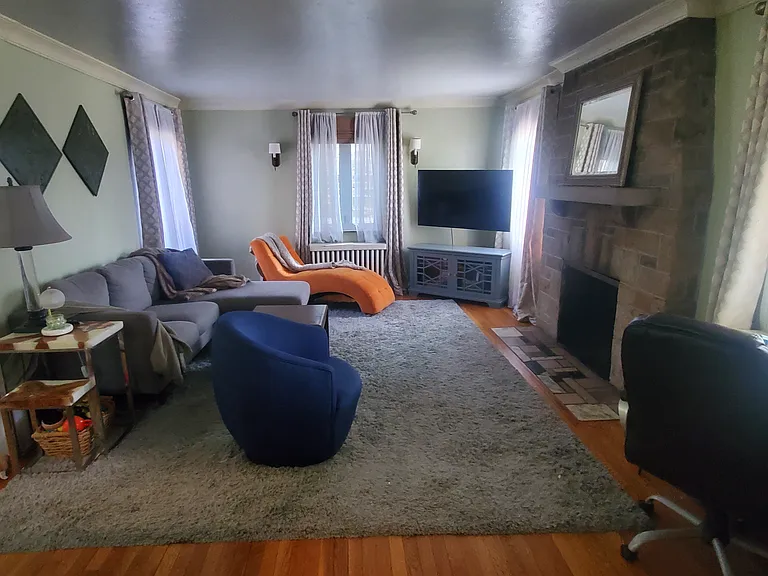 4018 Dalewood St — Photo 2