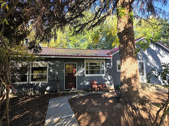 2nd image of 115 Ricketts Rd