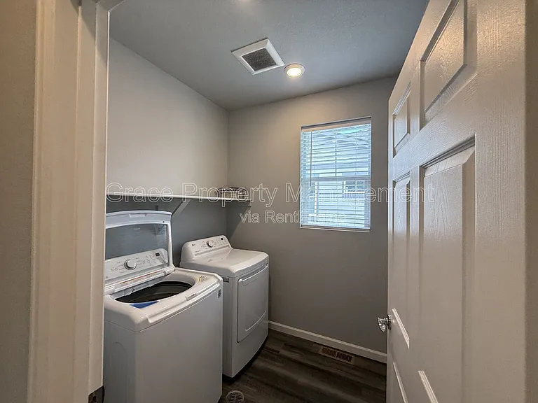 191 Ambrose St — Photo 16