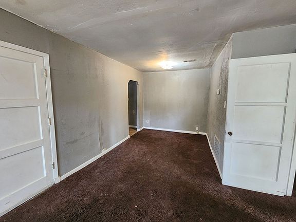 5th image of 5345 Kent Ave