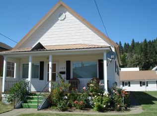 109 E 2nd St, Cle Elum, WA 98922