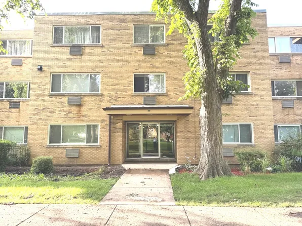 752 Dempster St APT C209, Mount Prospect, IL 60056