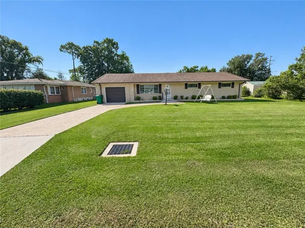179 Elm St, Hahnville, LA 70057