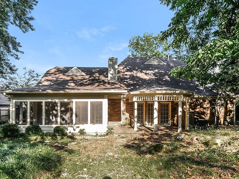 2279 Hickory Path Dr — Photo 18