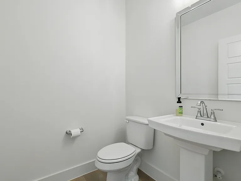 1741 W Cantey St — Photo 13