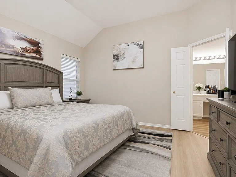 6257 Dark Forest Dr — Photo 13