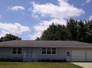 1001 Cherry St, Creighton, NE 68729