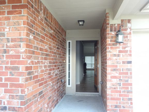 2nd image of 10926 Barker View Dr