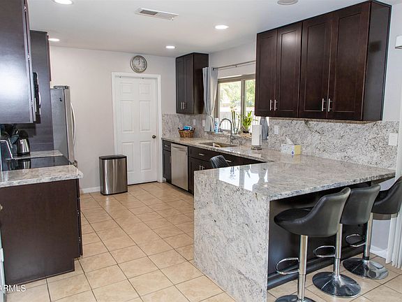 4th image of 4126 W Angela Dr