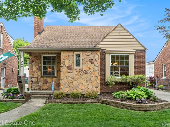122 N Wilson Ave, Royal Oak, MI 48067