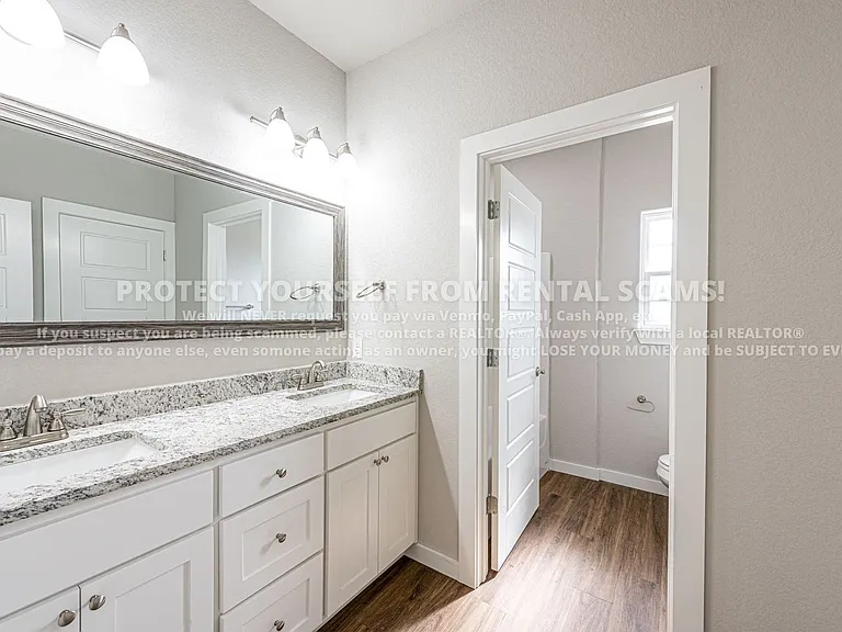 3102 SW Garrison Ln — Photo 9