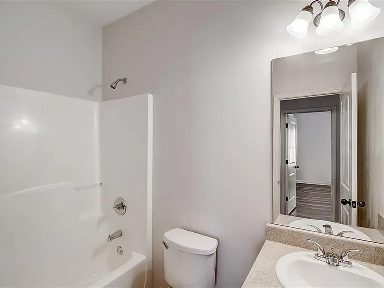 544 Oakside Pl — Photo 14