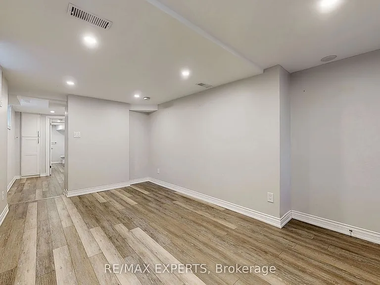 39 Norval St #BASEMENT — Photo 8