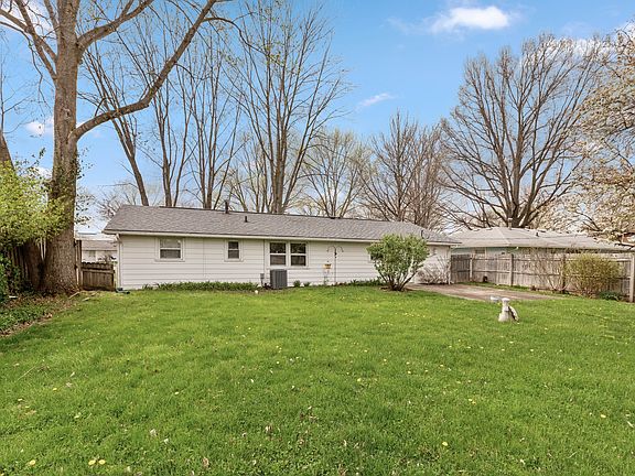 2nd image of 4419 Charles Dr