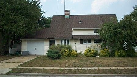 1st image of 286 Elm Dr S