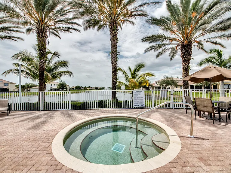 Blue Cypress Lake Ct — Photo 80