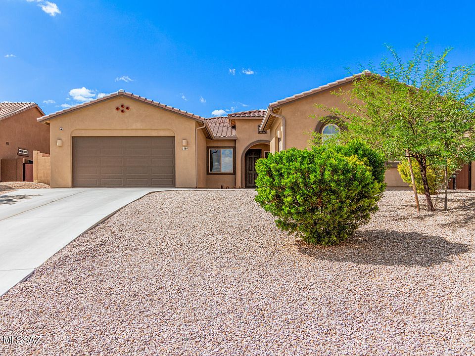 2nd image of 1160 S Coyote Summit Pl
