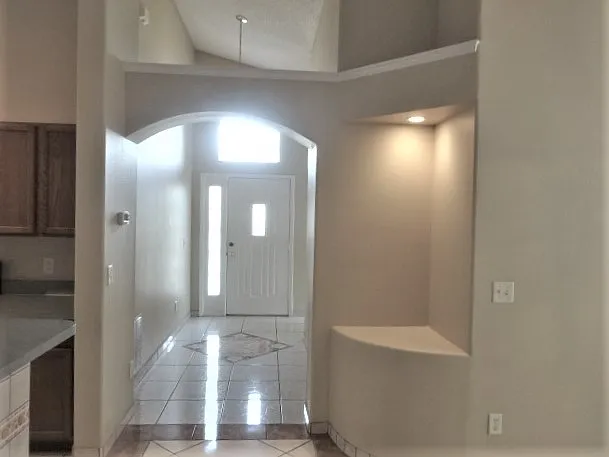 7964 Oakstone Ct — Photo 2