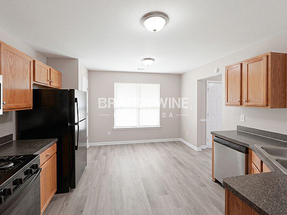 5th image of 5194 Seaside Ct