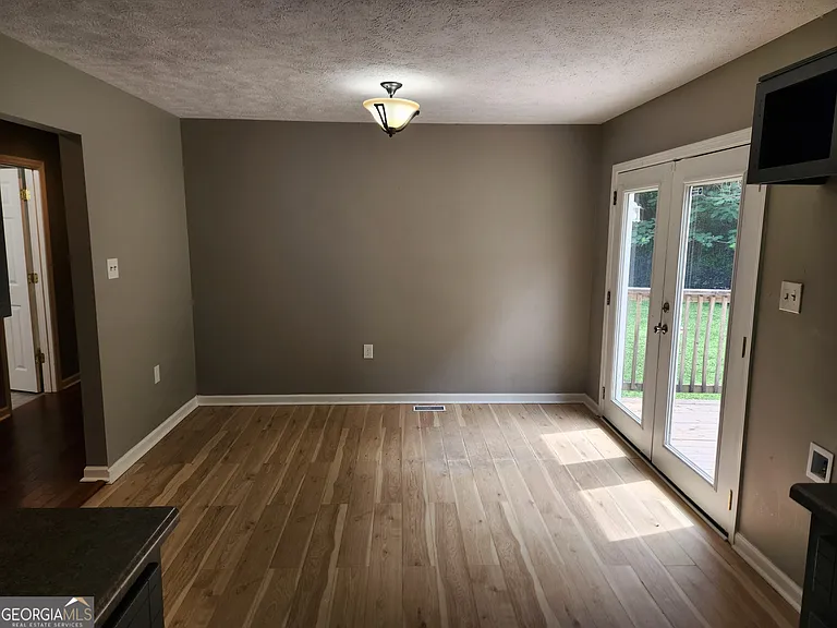1077 Moran Lake Rd NE — Photo 6
