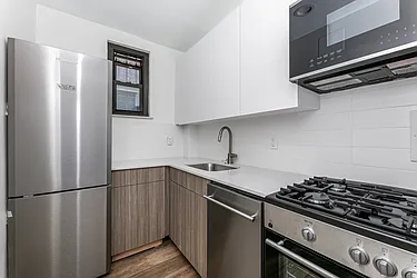 220 East 26th Street in Kips Bay