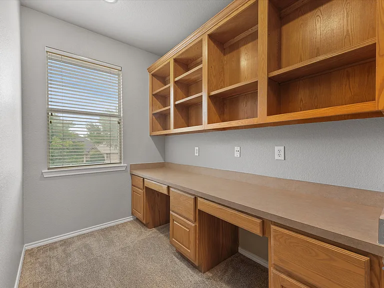 1535 Redeemer Rd — Photo 8