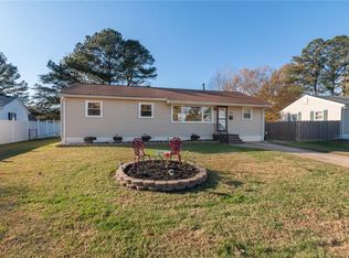 205 Applewood Ln, Virginia Beach, VA 23452