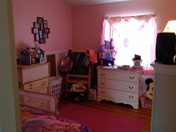 5th image of 1175 Clovernook Dr