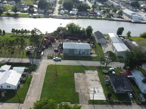 800 Oak St, Houma, LA 70363