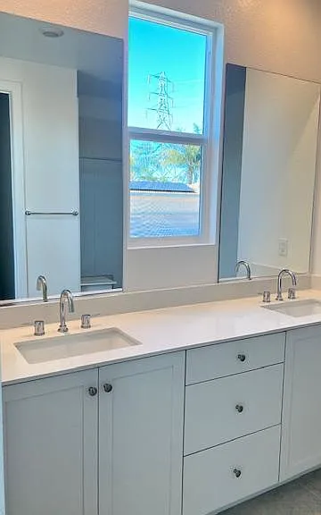 435 Avendale Dr — Photo 12