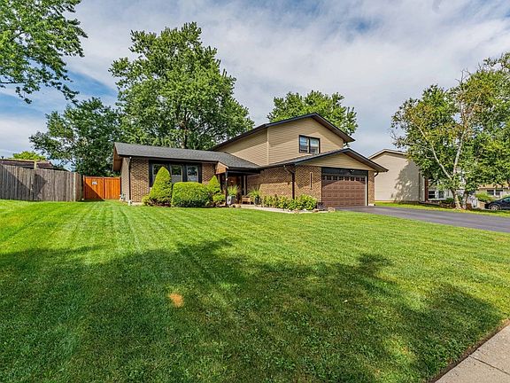 2nd image of 349 Knight Ct